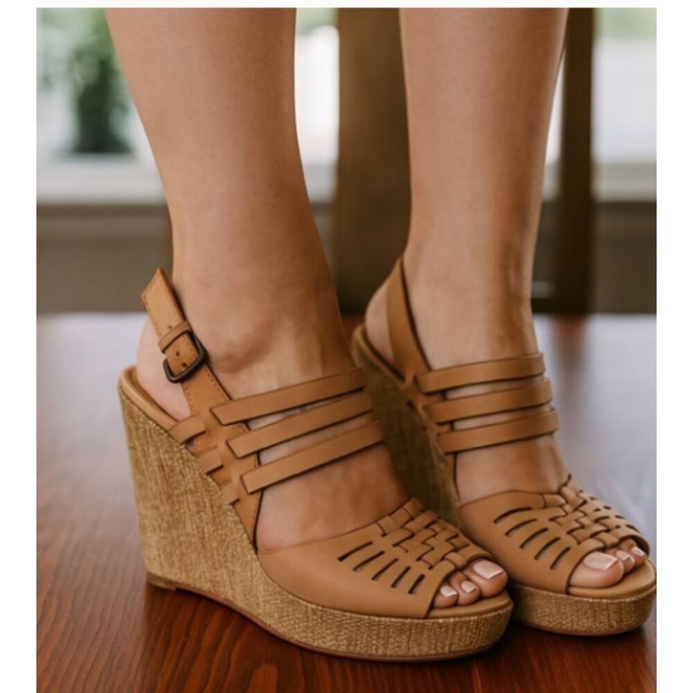 TRASK SIZE 9.5 TAN NUDE WILLOW LEATHER PLATFORM WEDGE SANDALS